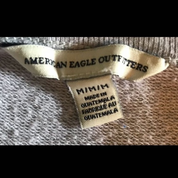 American Eagle gray cold shoulder top. - Picture 3 of 3
